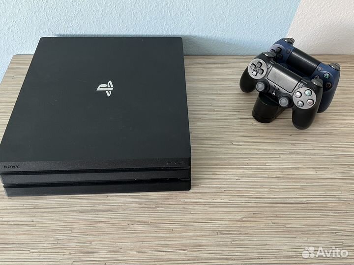 Sony PS4 pro 1tb