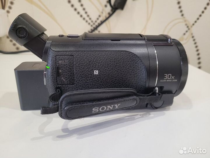 Видеокамера Sony FDR-AX53 +пульт, сумка и микрофон