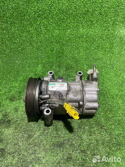 Компрессор кондиционера Mini Cooper Cabrio Clubman