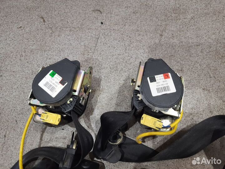 Передние ремни безопасности для Porsche Cayenne S