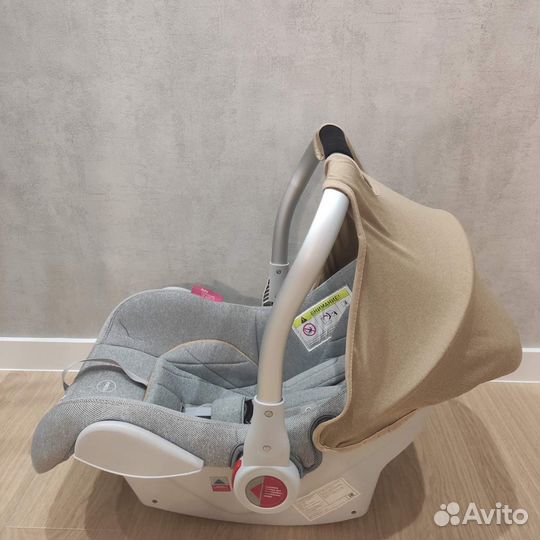 Продам кресло автолюльку