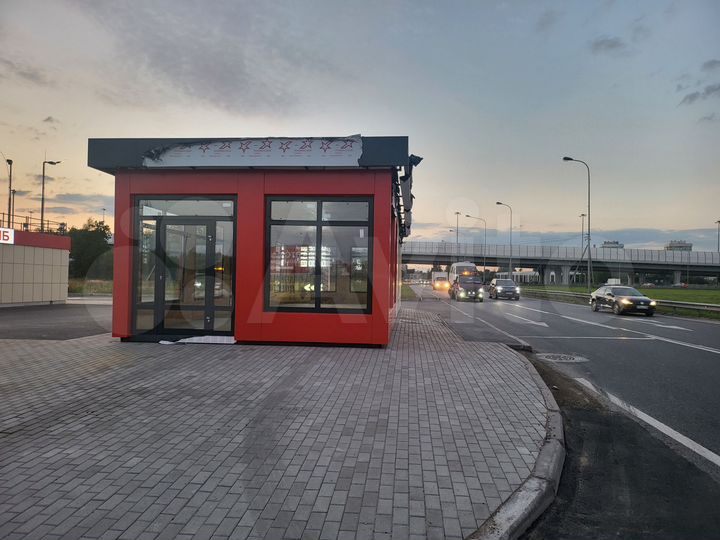 Торговая площадь, 65 м²