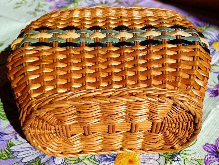 Корзина плетеная
