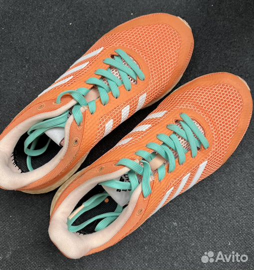 Кроссовки женские adidas 38