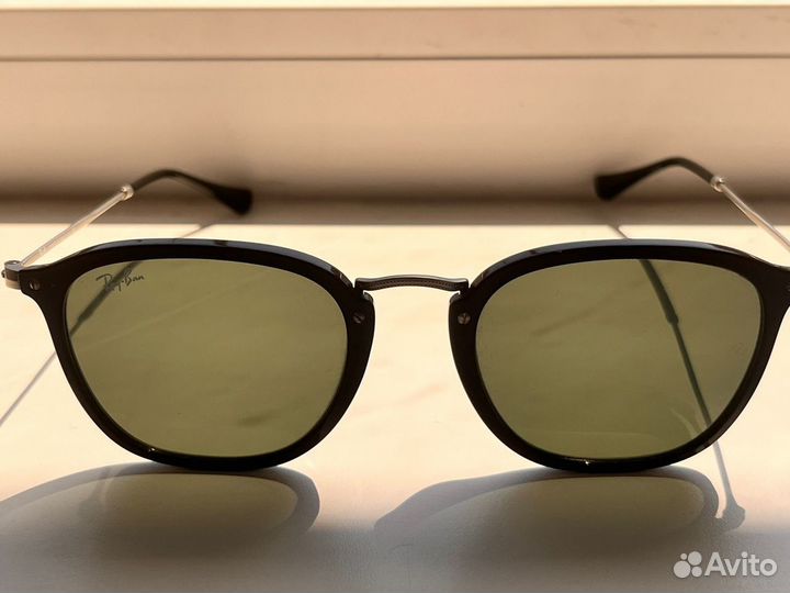 Солнцезащитные очки rayban Clubmaster