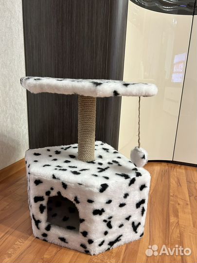 Домик для кошки с когтеточкой