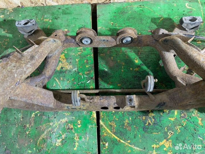 Балка задняя/подрамник Jaguar S-type