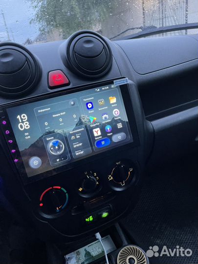 Планшет teyes x1 4/64