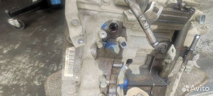 Коробка передач R 20 A