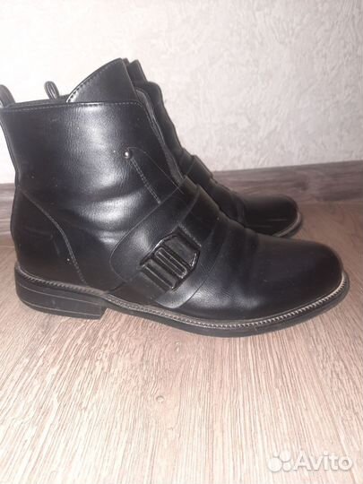 Ботинки осенние женские