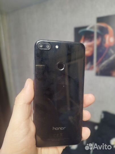 Телефон Huawei Хонор 9 lite