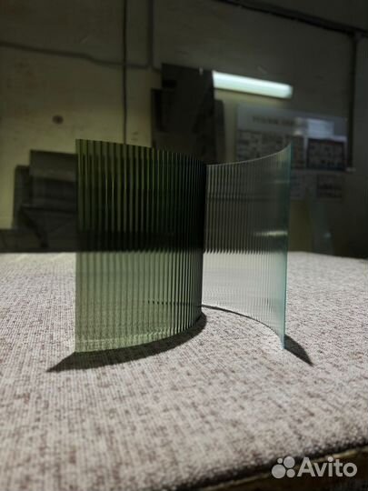 Гнутое стекло для фасадов