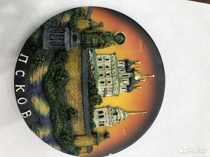 Настенная тарелка псков