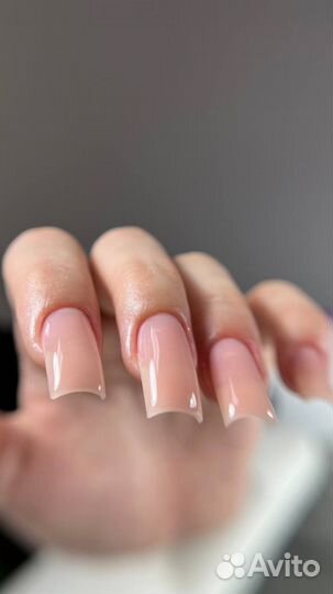 Маникюр, педикюр