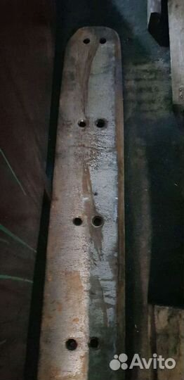 Нож на ковш фронтального погрузчика