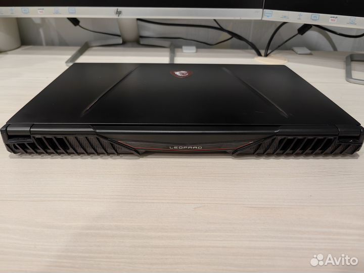 Игровой ноутбук MSI Leopard 10750H/16/2070/512