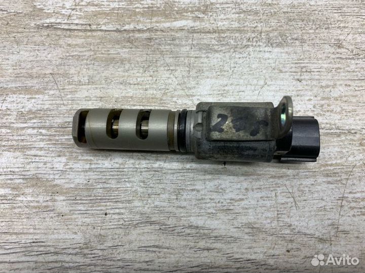 Клапан VVT-i Toyota Avensis универсал 2ZR-FAE 2009