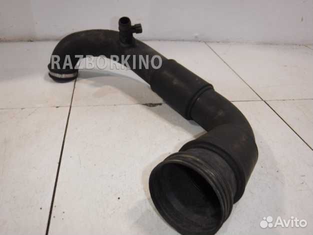 Патрубок воздушного фильтра