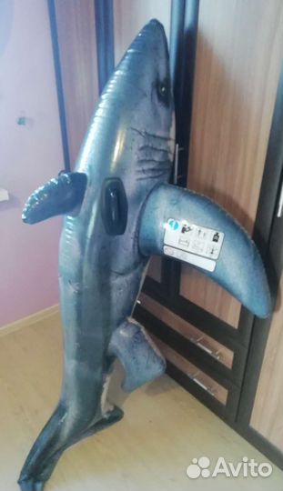 Надувная игрушка Акула