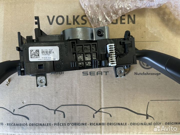 Переключатель подрулевой Volkswagen Polo