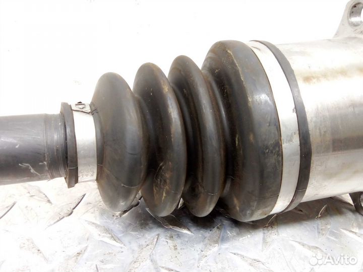 Полуось передняя R Audi Allroad C7