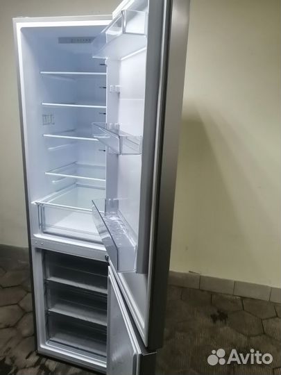 Холодильник Candy 6200s