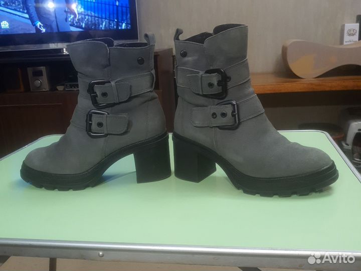 Полусапоги женские 40 размер
