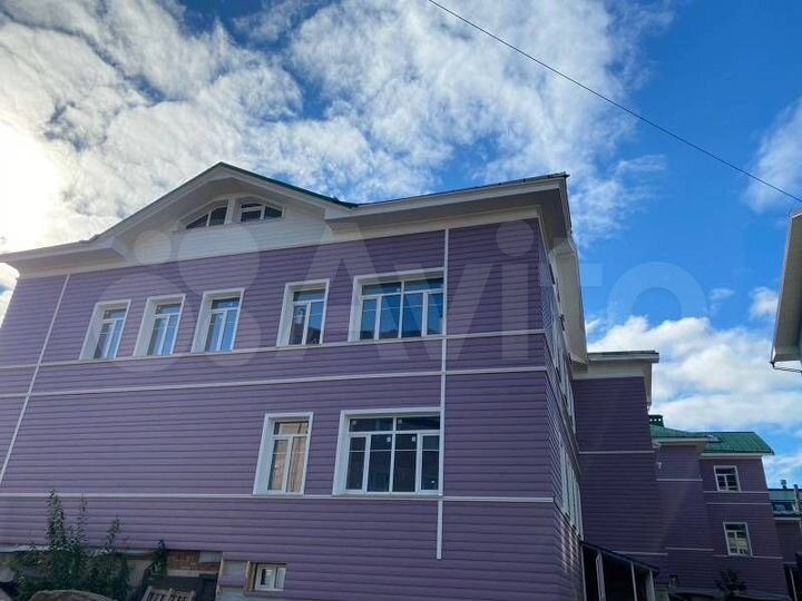 Здание, 1450 м²