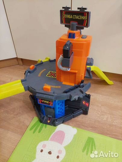 Большая парковка+ гараж elc