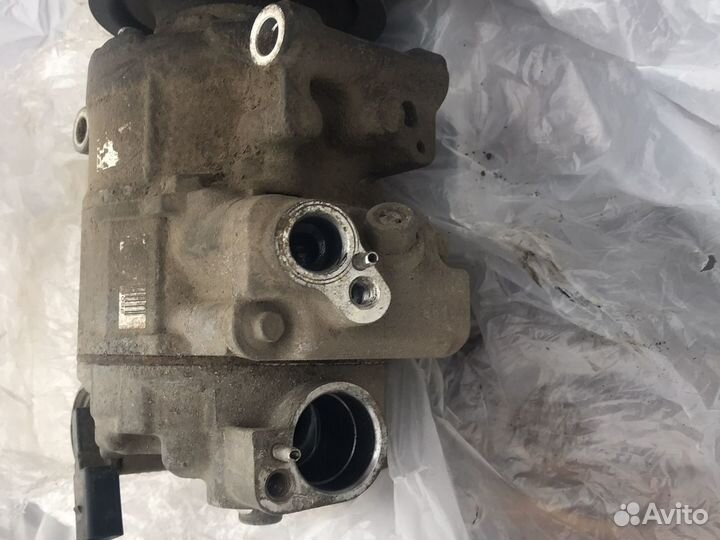 Компрессор кондиционера Фольцваген golf