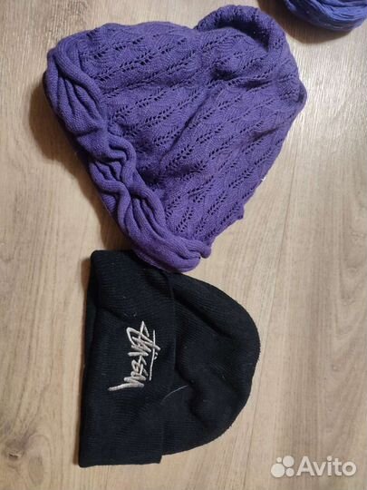 Отдам шапки, шарфы