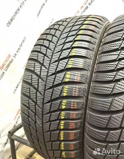 Bridgestone Blizzak LM-001 215/55 R16 97S