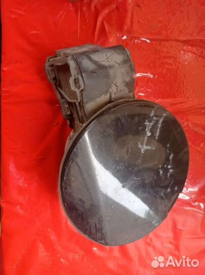 Renault megane 3 fluence лючок бензобака