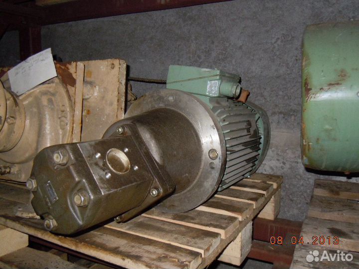 Насос шестеренчатый 80м3\ч 16 кг\см