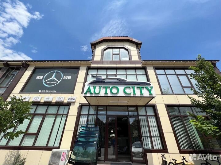 Бампер Toyota Camry 55