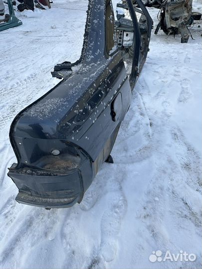 Правая четверть LADA priora седан 2018