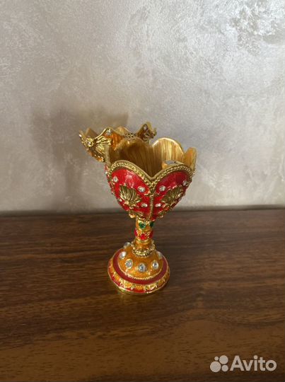 Яйцо сувенирное