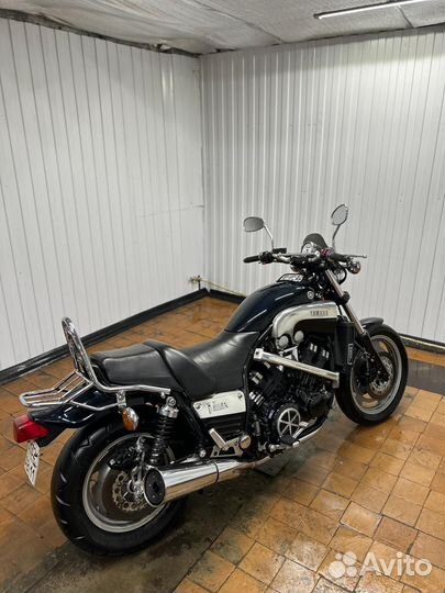 Yamaha V-MAX 1200