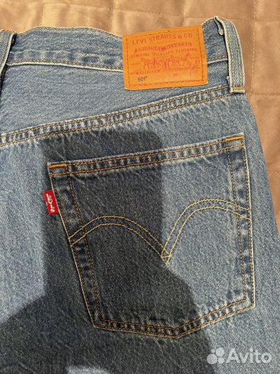 Женские джинсы levis 501