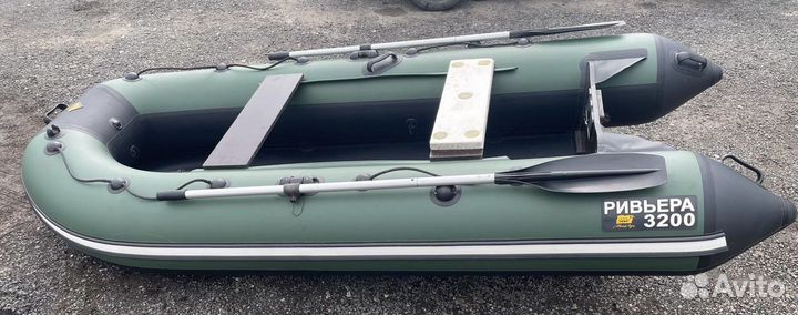 Лодка ривьера 3200