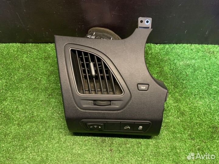 Дефлектор воздушный передний левый Hyundai Ix35