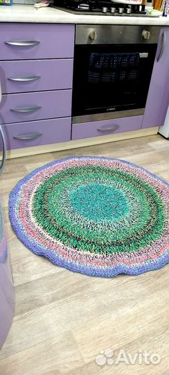 Коврик ручной работы