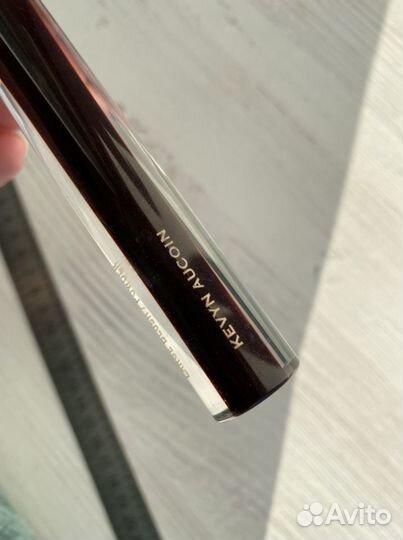 Кисть для пудры и румян Kevyn Aucoin Large Blush