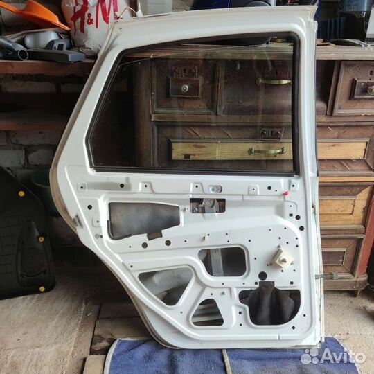 Дверь задняя левая Лада Гранта Лифтбек