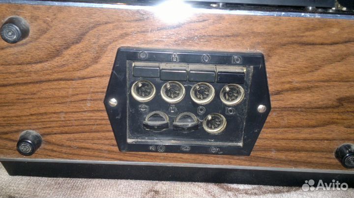 Магнитофон катушечный 