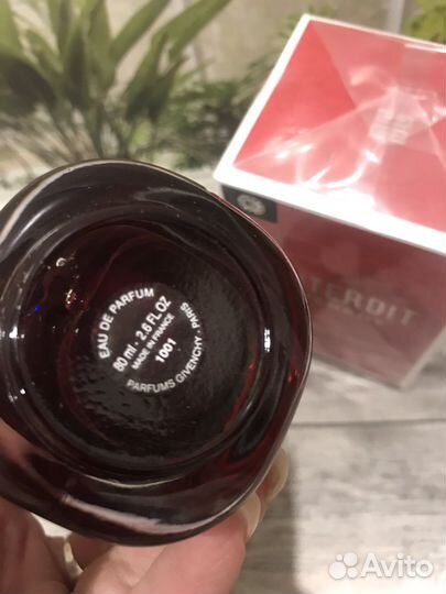 Givenchy linterdit rouge