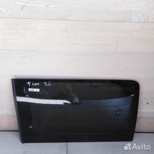 Стекло глухое заднее левое Ford Tourneo Connect I