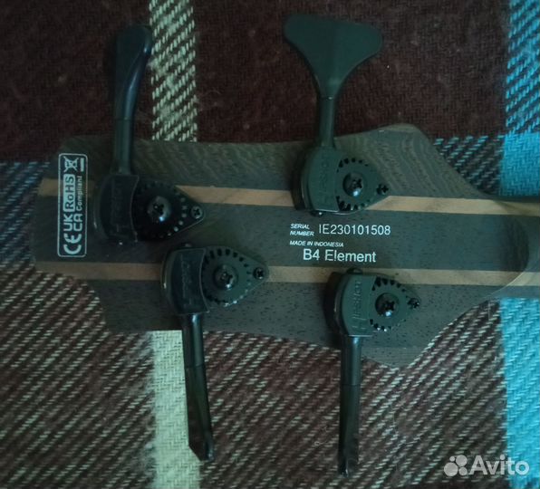 Бас гитара 4-струнная Cort