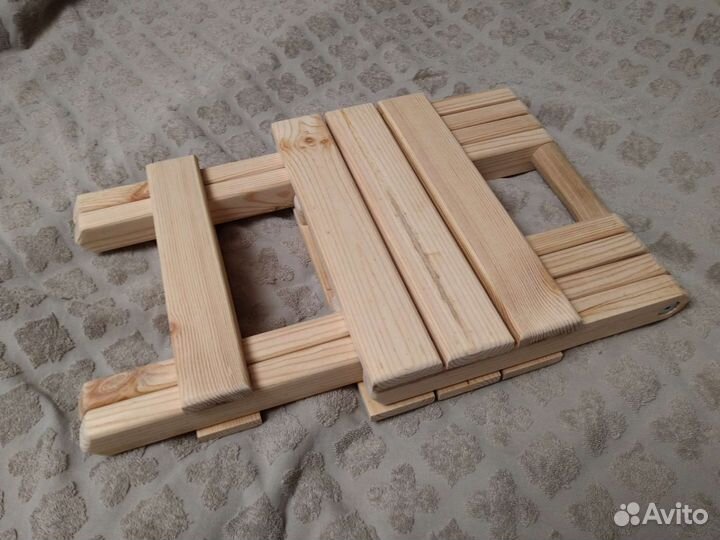 Табуретки складные