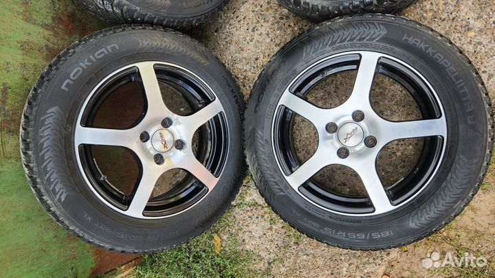 R15 Rio,Solaris Nokian 8 4на100